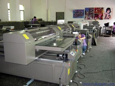 桐城吸附面板分區操作 悠遠萬能彩印機的高效節能之道